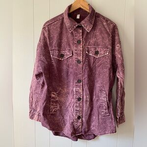Zenana oversized acid washed shacket. Size medium